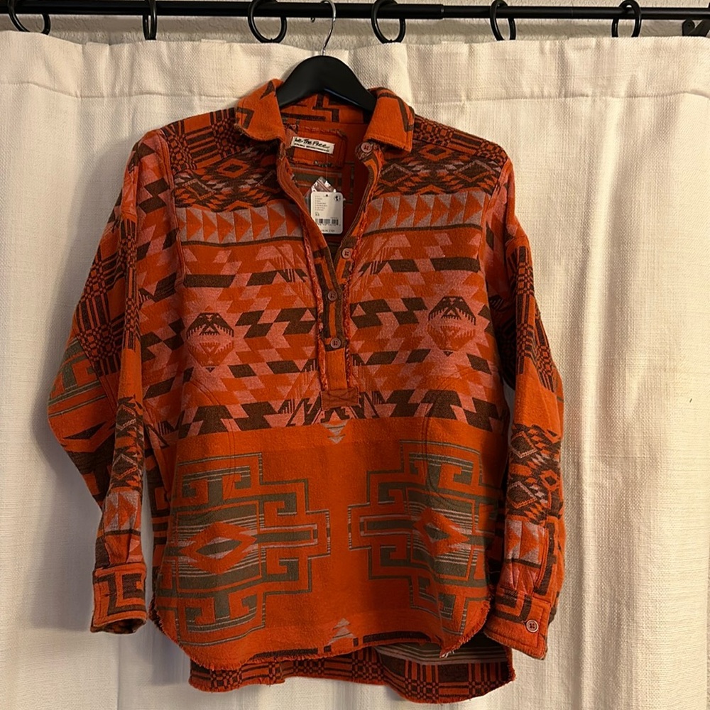 Arizona Sky Pullover